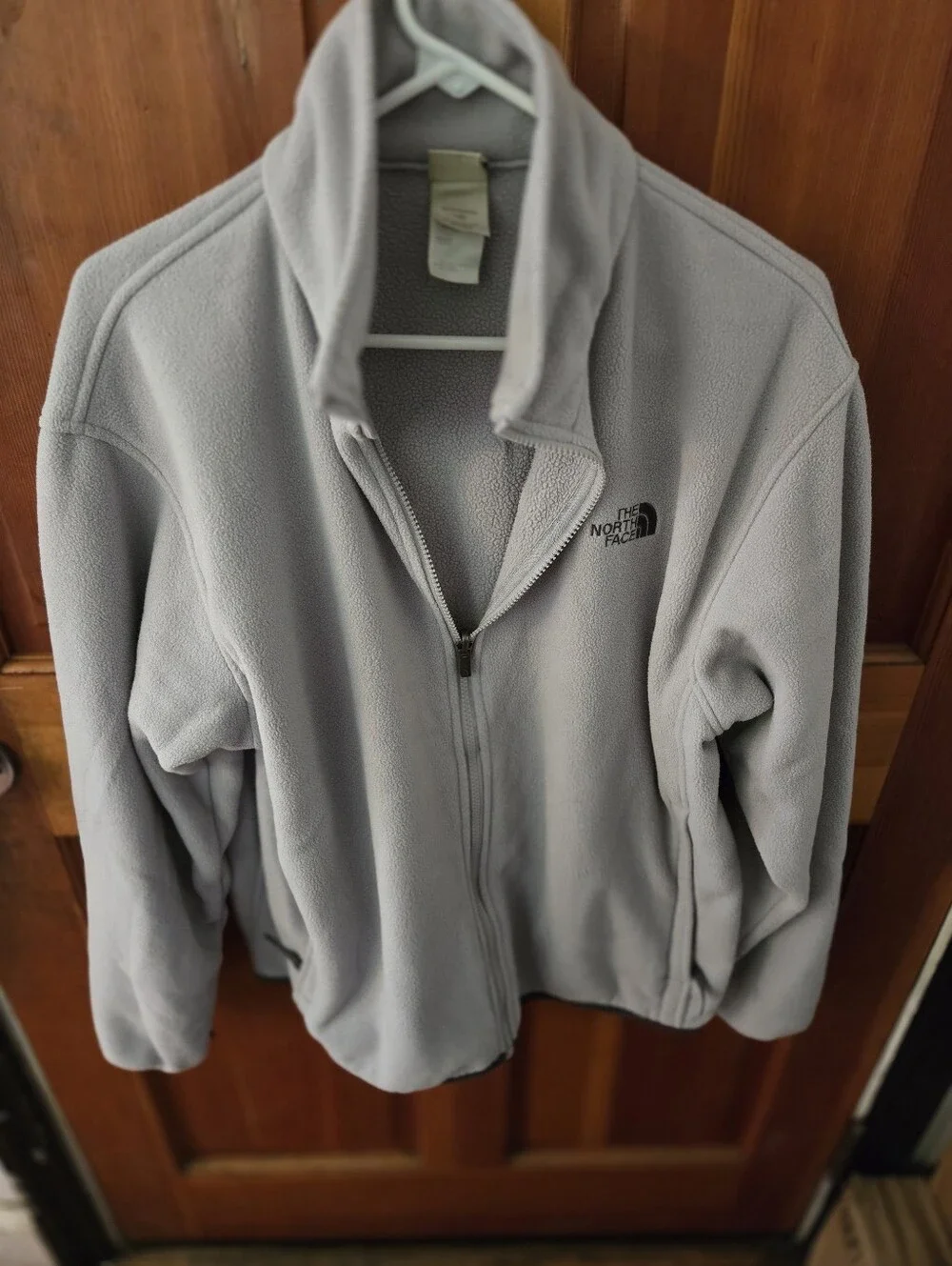 The North Face Light Gray Full‑Zip Fleece Jacket